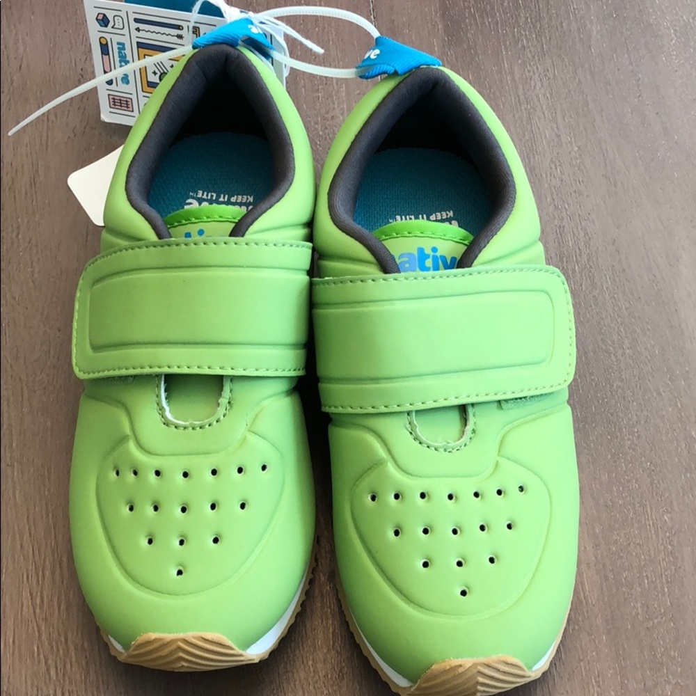 Lime green natives